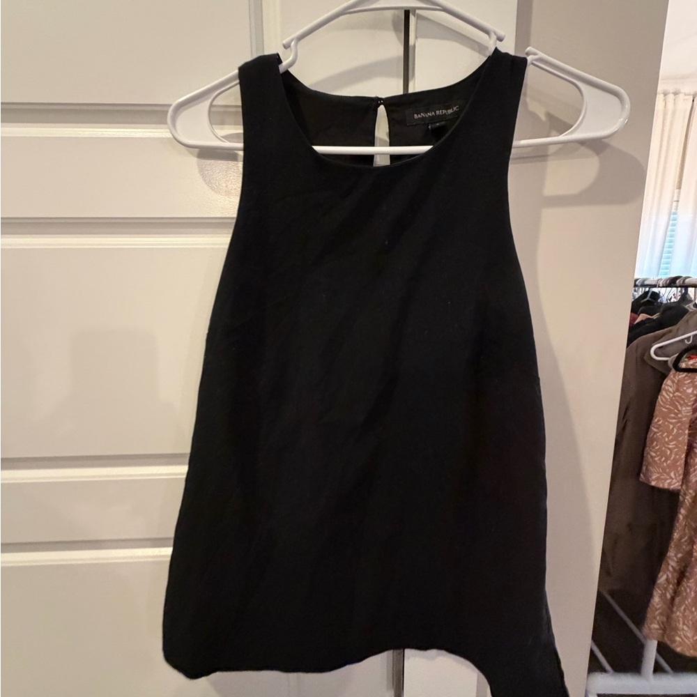 Banana Republic Black Tank Top - S